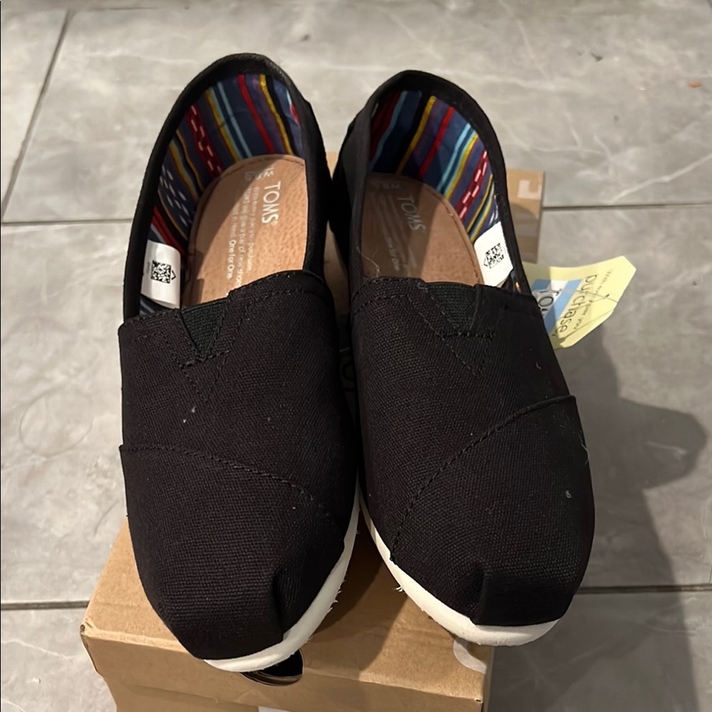 Toms Black Moccasins Slip-On Shoes